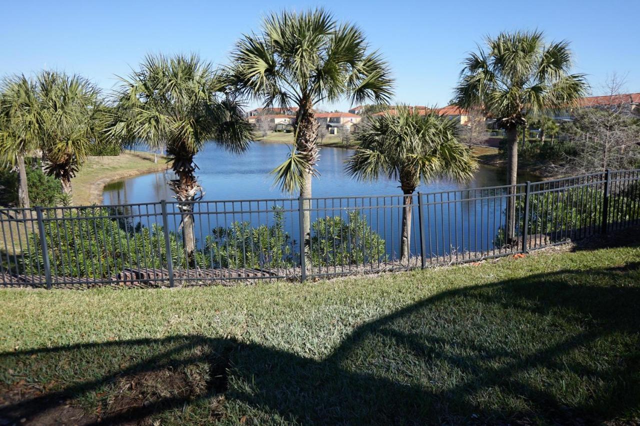 New! Lakefront Views- Encantada Resort Townhouse Kissimmee Exterior foto